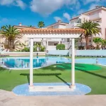 Atlantic Breeze, Bright Big Terrace, Pool, Wifi דירה *