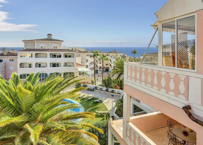 Atlantic Breeze, Bright Big Terrace, Pool, Wifi