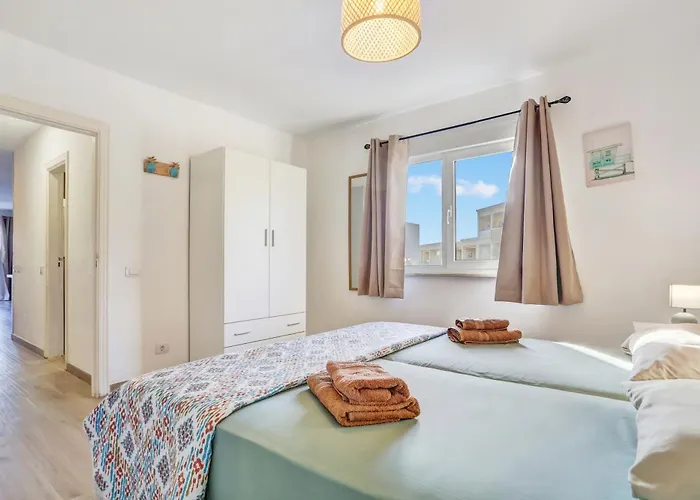 Apartment Atlantic Breeze, Bright Big Terrace, Pool, Wifi Chayofa