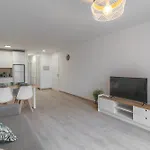 Atlantic Breeze, Bright Big Terrace, Pool, Wifi *