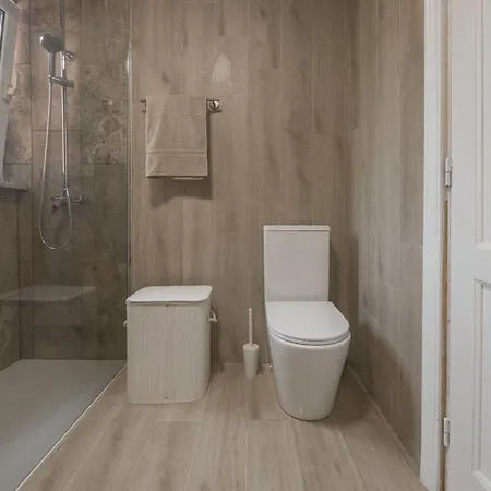 Atlantic Breeze, Bright Big Terrace, Pool, Wifi Lejlighed *