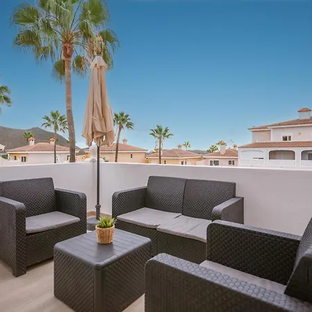 Lejlighed Atlantic Breeze, Bright Big Terrace, Pool, Wifi *