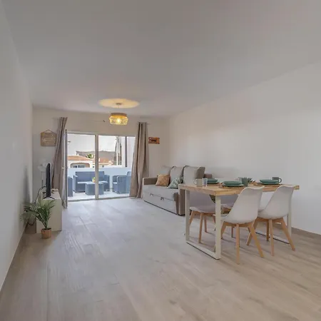 Lejlighed Atlantic Breeze, Bright Big Terrace, Pool, Wifi *