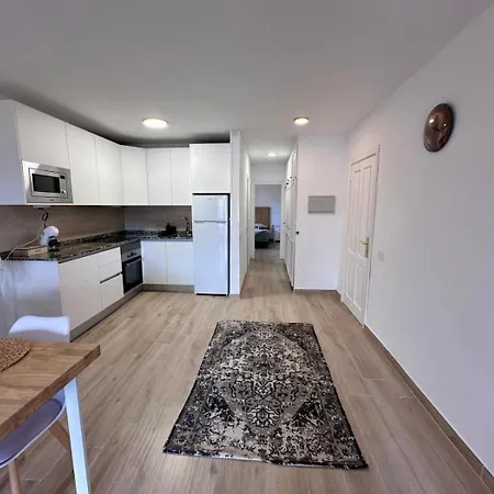 Atlantic Breeze, Bright Big Terrace, Pool, Wifi * Chayofa