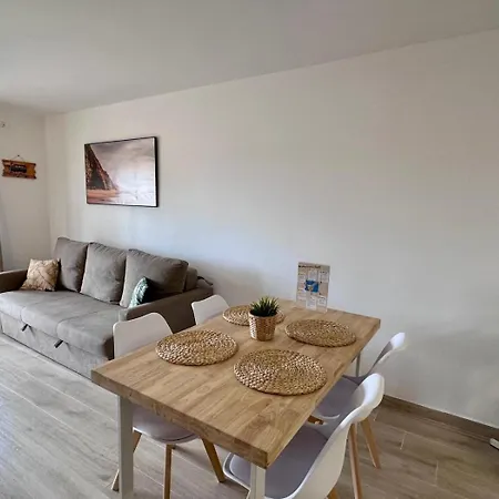 Lejlighed Atlantic Breeze, Bright Big Terrace, Pool, Wifi