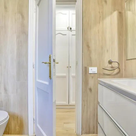 Lejlighed Atlantic Breeze, Bright Big Terrace, Pool, Wifi