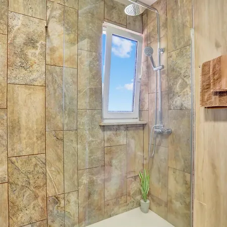 Atlantic Breeze, Bright Big Terrace, Pool, Wifi Chayofa