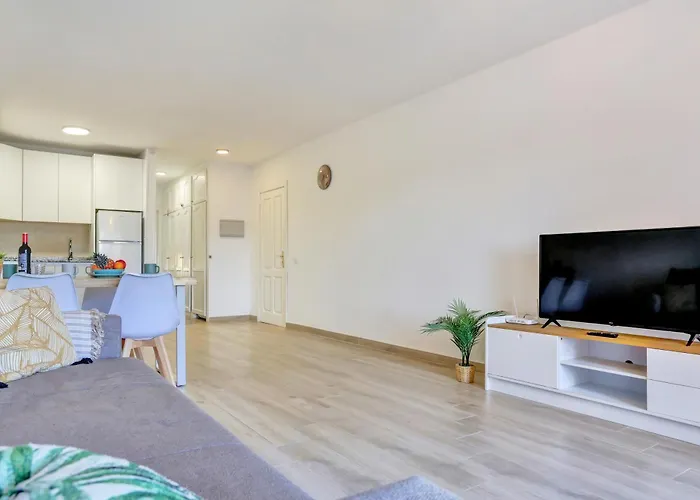 Atlantic Breeze, Bright Big Terrace, Pool, Wifi Appartement Chayofa