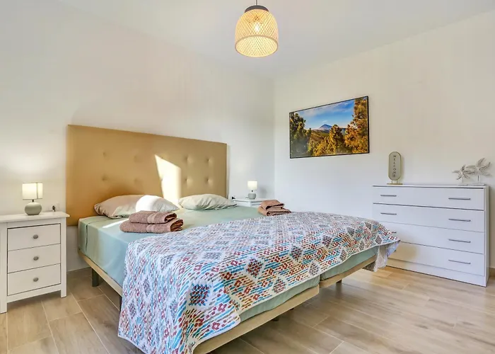 Atlantic Breeze, Bright Big Terrace, Pool, Wifi Appartement Chayofa